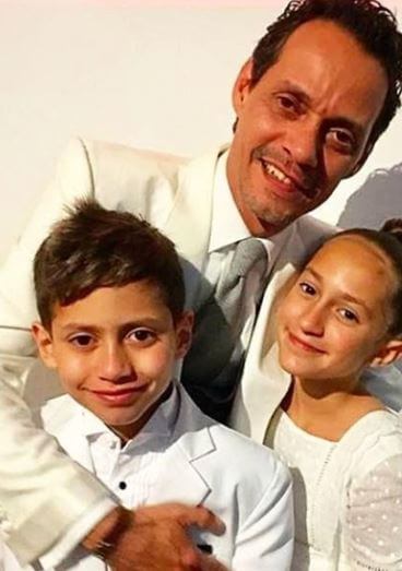 Marc with his children